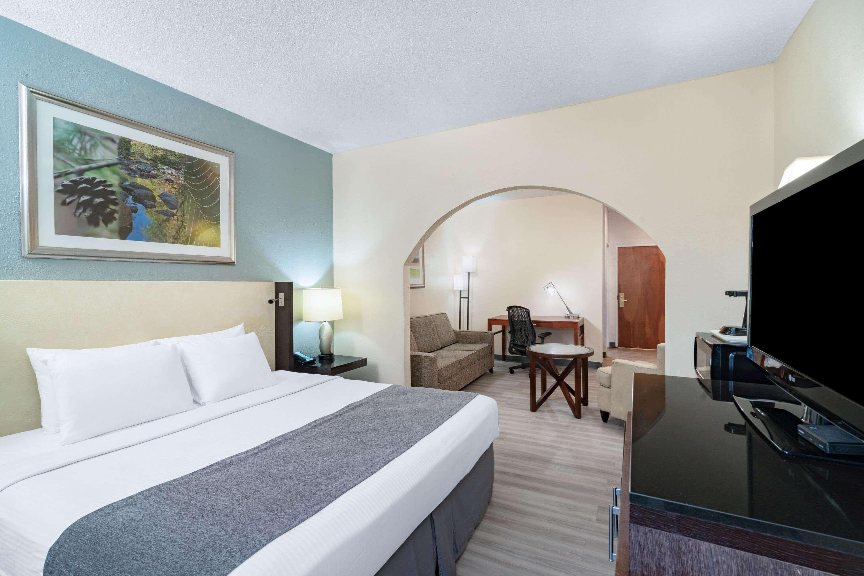 Baymont By Wyndham Hinesville Fort Stewart Area Exterior foto